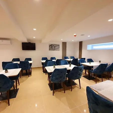 Hotel Stolac فندق